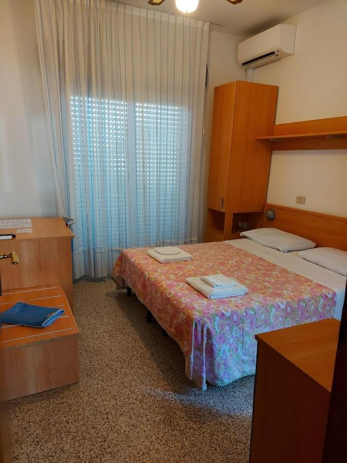Albergo Alla Nave Lignano Sabbiadoro Luaran gambar
