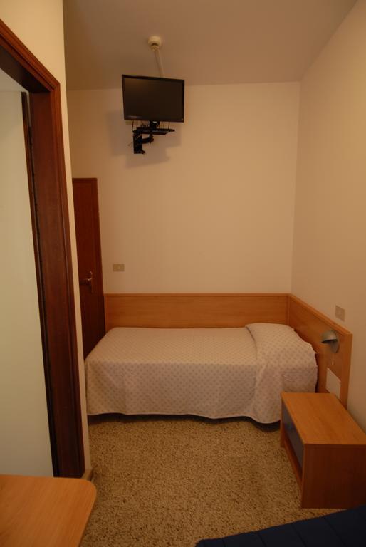 Albergo Alla Nave Lignano Sabbiadoro Luaran gambar