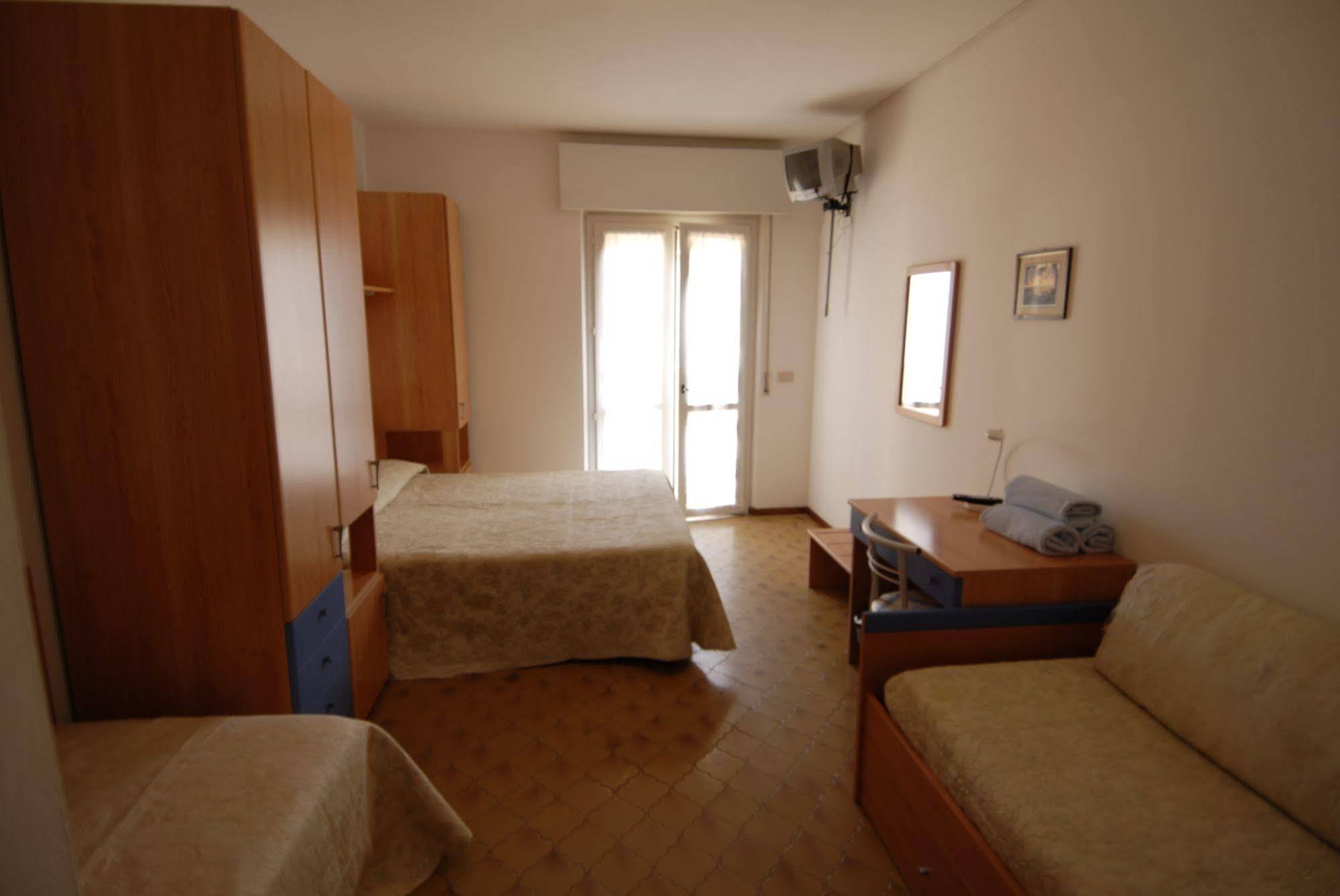 Albergo Alla Nave Lignano Sabbiadoro Luaran gambar