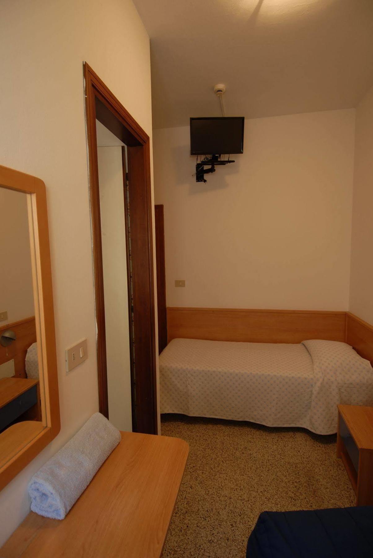 Albergo Alla Nave Lignano Sabbiadoro Luaran gambar